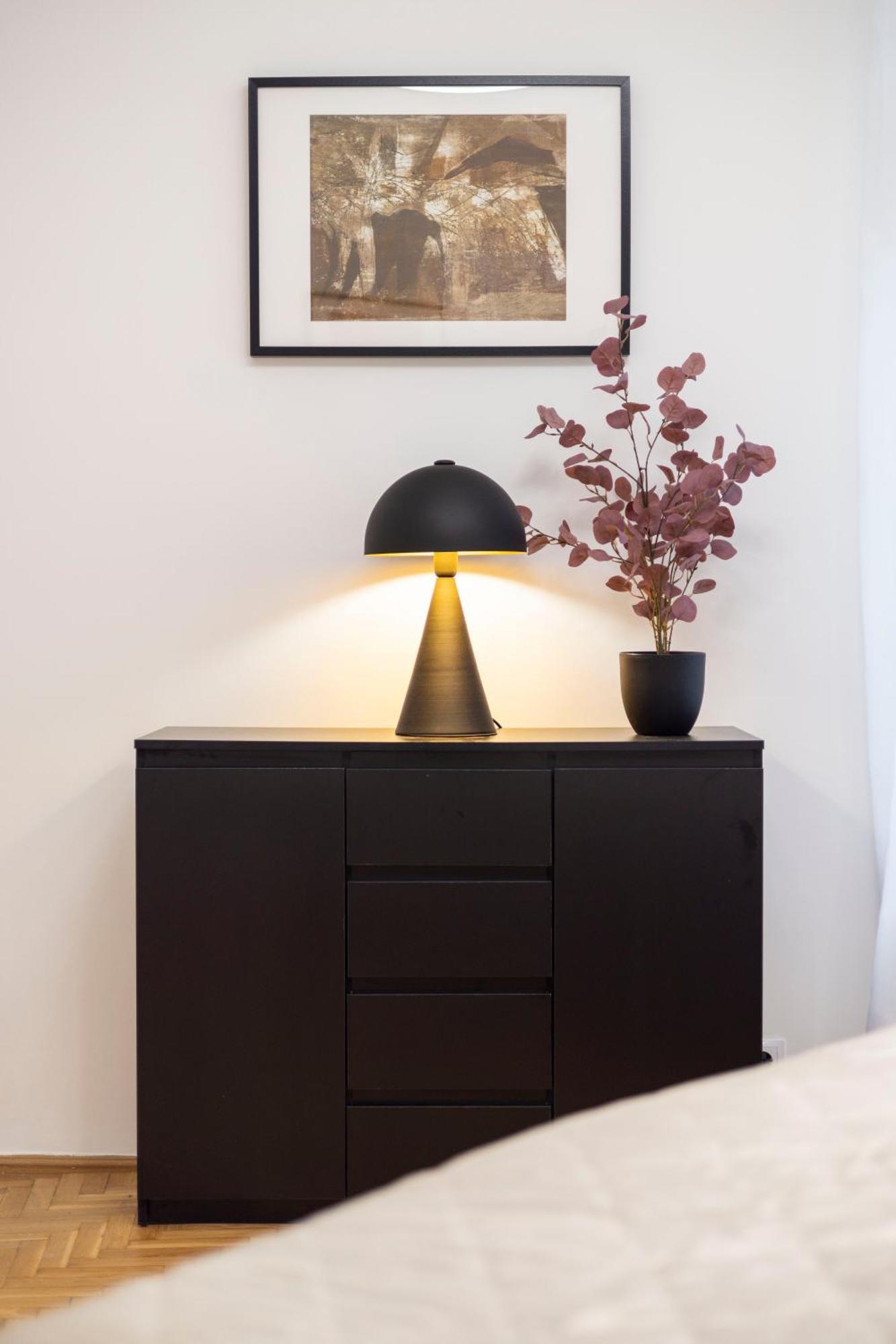 Luxurious Central 4Bedrm 3Bathrm Residence W/ Balcony 부다페스트 외부 사진