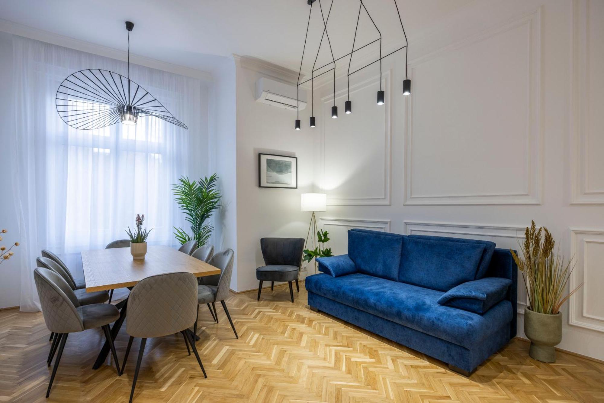 Luxurious Central 4Bedrm 3Bathrm Residence W/ Balcony 부다페스트 외부 사진