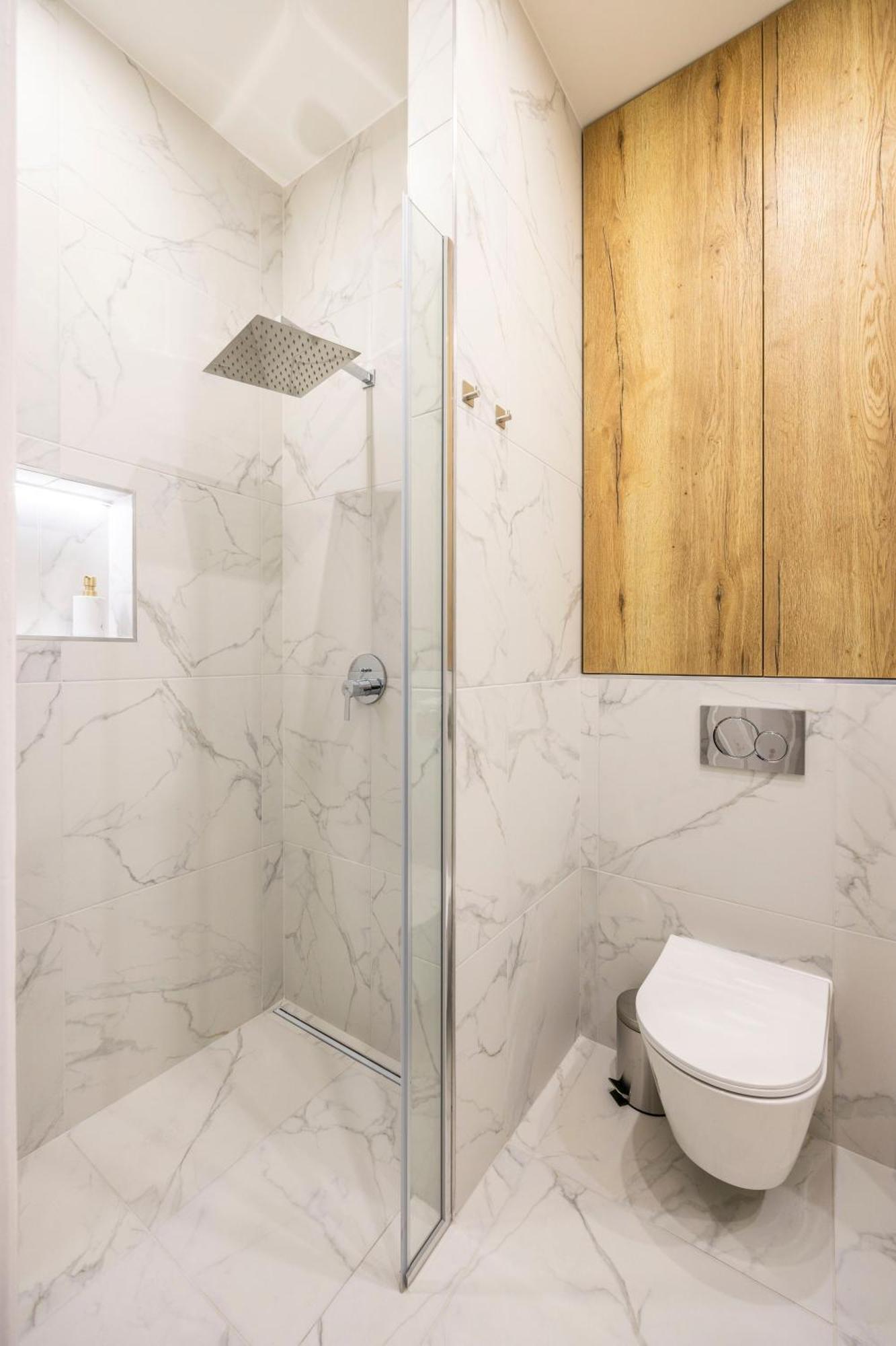 Luxurious Central 4Bedrm 3Bathrm Residence W/ Balcony 부다페스트 외부 사진