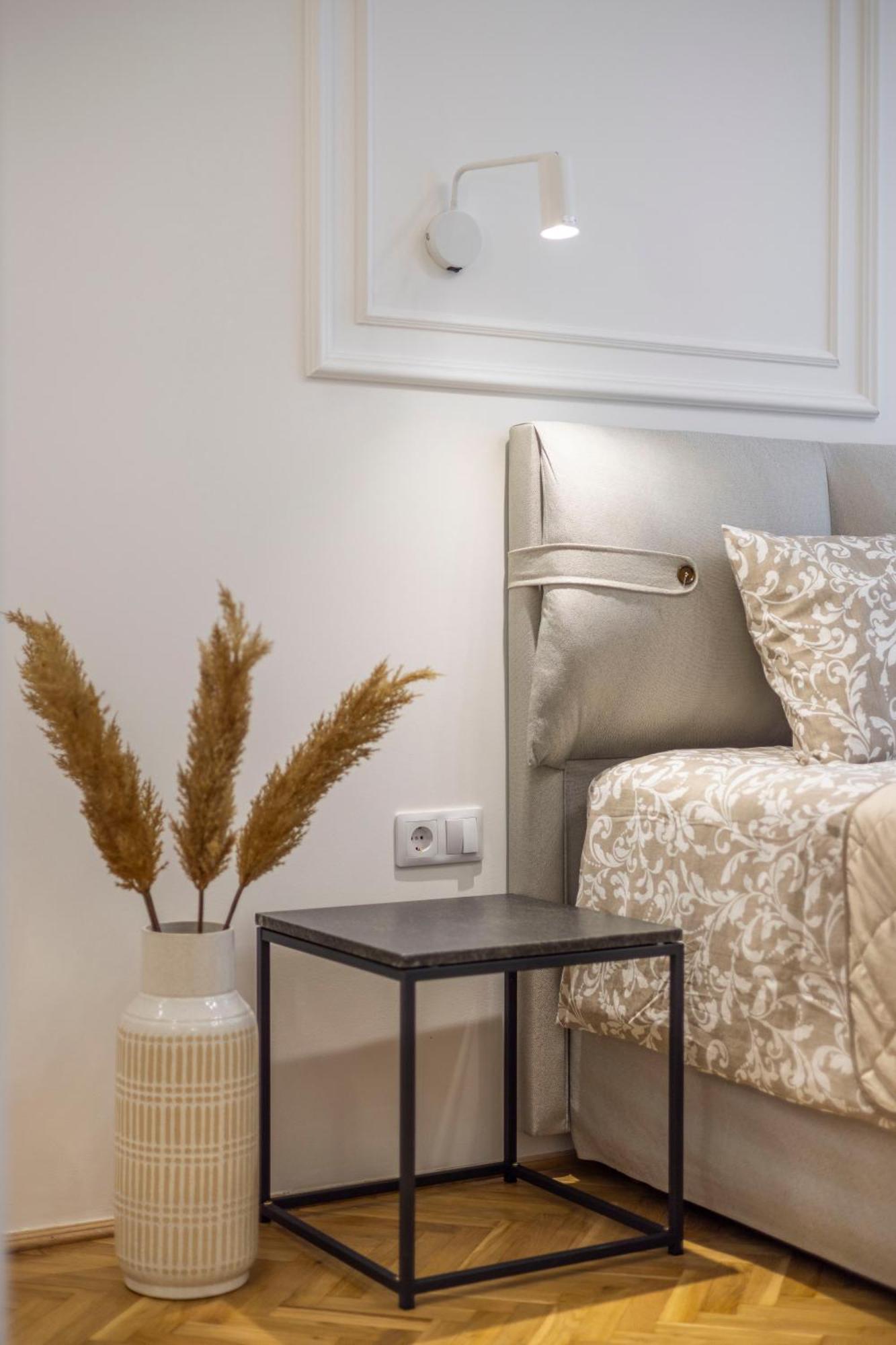 Luxurious Central 4Bedrm 3Bathrm Residence W/ Balcony 부다페스트 외부 사진